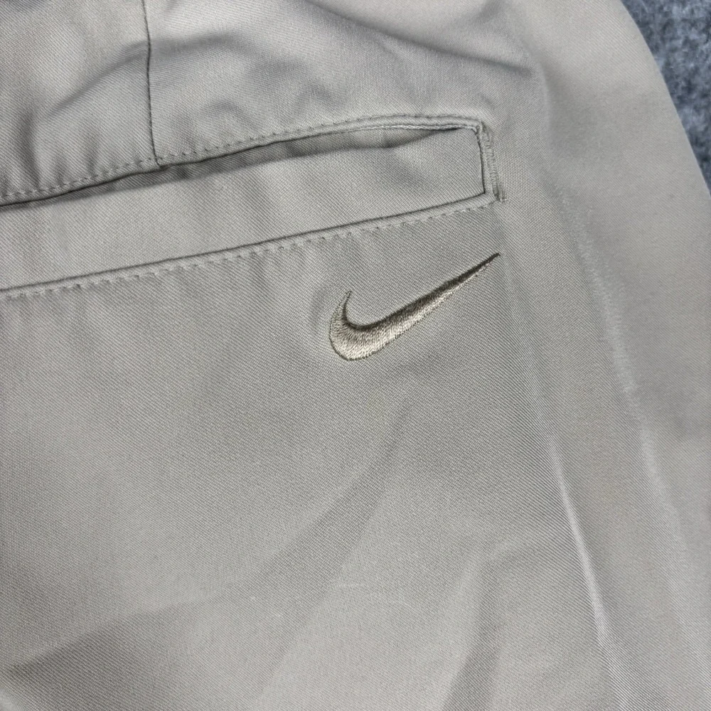 Nike Golf Pants Men's 36 Beige Khaki Dri-FIT Stretch Performance Casual Athletic